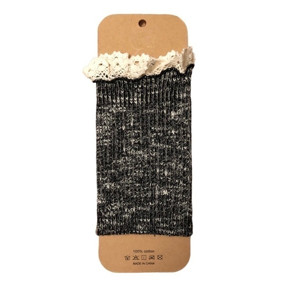 New with Tags Chunky Knit Boot Cuffs with Lace Trim and Buttons - Picture 4 of 12